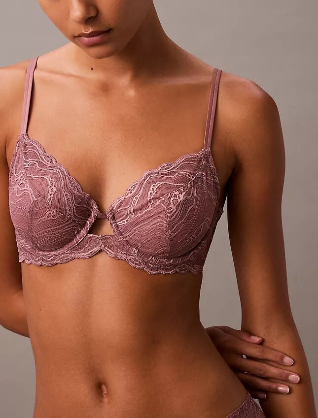 Soutien-gorge sensuel en dentelle extensible, Unlined et à couverture intégrale Soutien-gorge sensuel en dentelle extensible, Unlined et à couverture intégrale