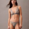 Soutien-gorge triangle Unlined en dentelle géométrique noire CK Black Soutien-gorge triangle Unlined en dentelle géométrique noire CK Black
