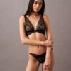 Soutien-gorge triangle Unlined en dentelle géométrique noire CK Black Soutien-gorge triangle Unlined en dentelle géométrique noire CK Black