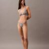 Soutien-gorge triangle Unlined en dentelle géométrique noire CK Black Soutien-gorge triangle Unlined en dentelle géométrique noire CK Black