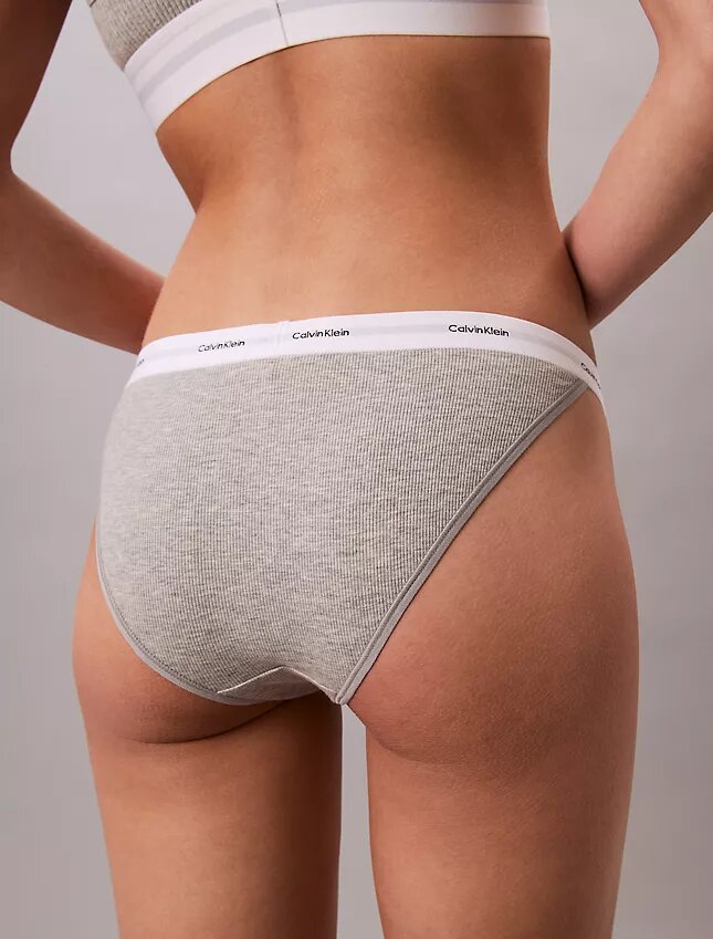 String bikini en coton Stretch côtelé String bikini en coton Stretch côtelé