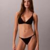 String en coton idéal pour le Bikini String en coton idéal pour le Bikini