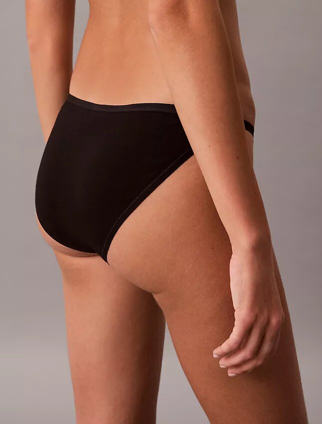 String en coton idéal pour le Bikini String en coton idéal pour le Bikini