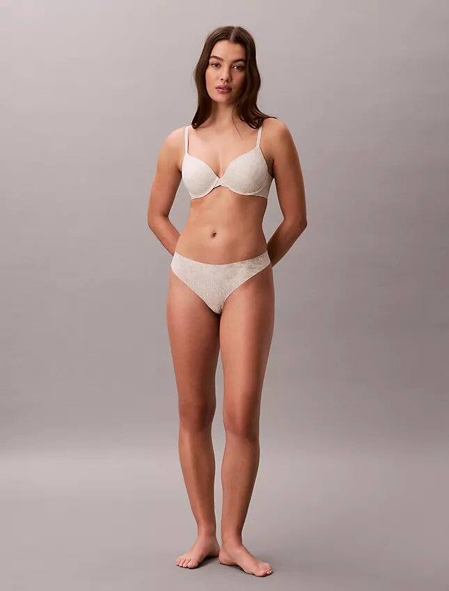 String Invisibles Thong String Invisibles Thong