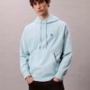Sweat à capuche en molleton premium à Monogram, coupe décontractée Sweat à capuche en molleton premium à Monogram, coupe décontractée