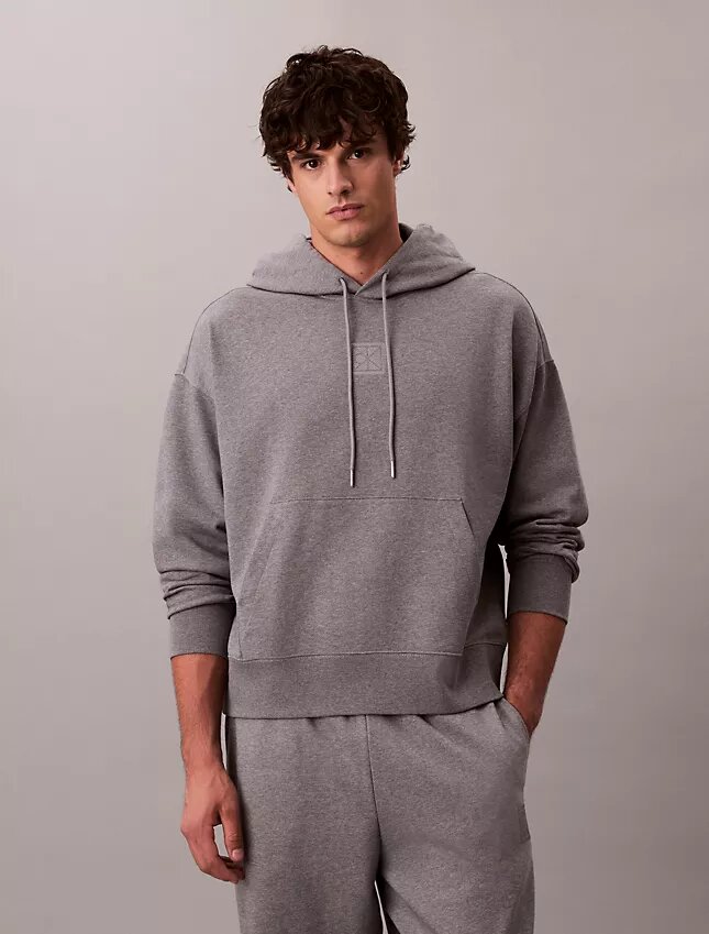 Sweat à capuche en tissu éponge avec logo emblématique Sweat à capuche en tissu éponge avec logo emblématique