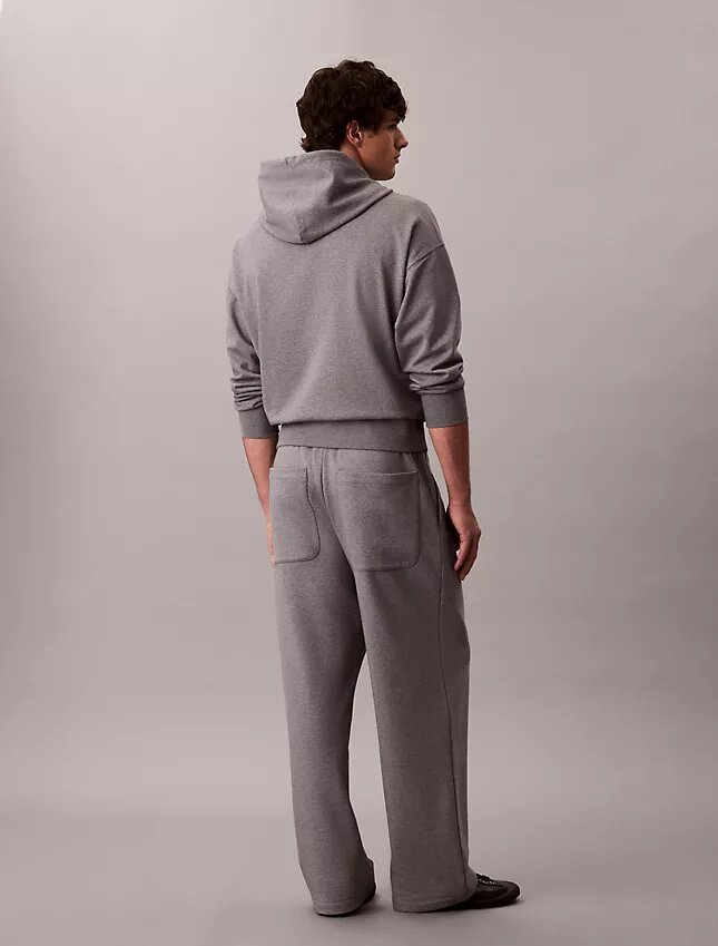 Sweat à capuche en tissu éponge avec logo emblématique Sweat à capuche en tissu éponge avec logo emblématique