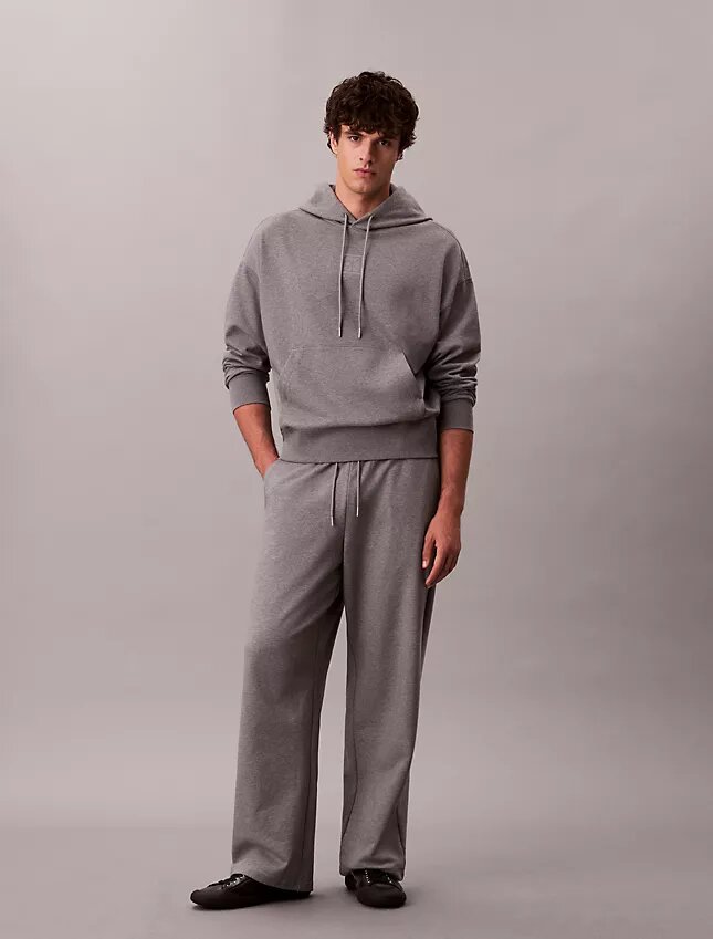 Sweat à capuche en tissu éponge avec logo emblématique Sweat à capuche en tissu éponge avec logo emblématique