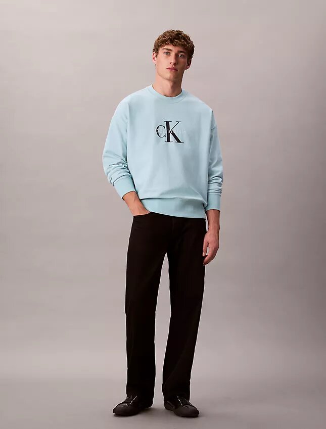 Sweat-shirt ample en tissu éponge haut de gamme avec logo Monogram Sweat-shirt ample en tissu éponge haut de gamme avec logo Monogram