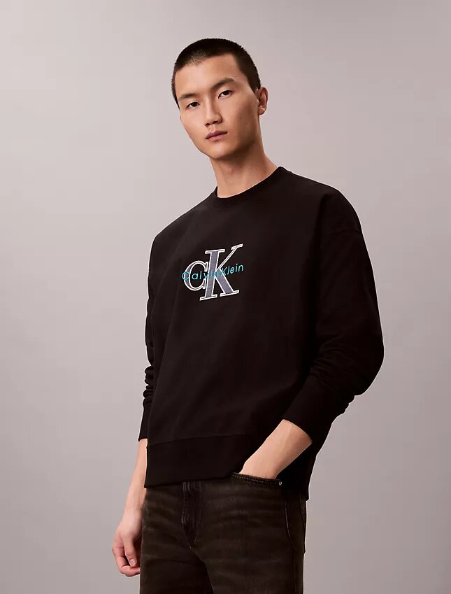 Sweat-shirt ample en tissu éponge haut de gamme Monologo Sweat-shirt ample en tissu éponge haut de gamme Monologo