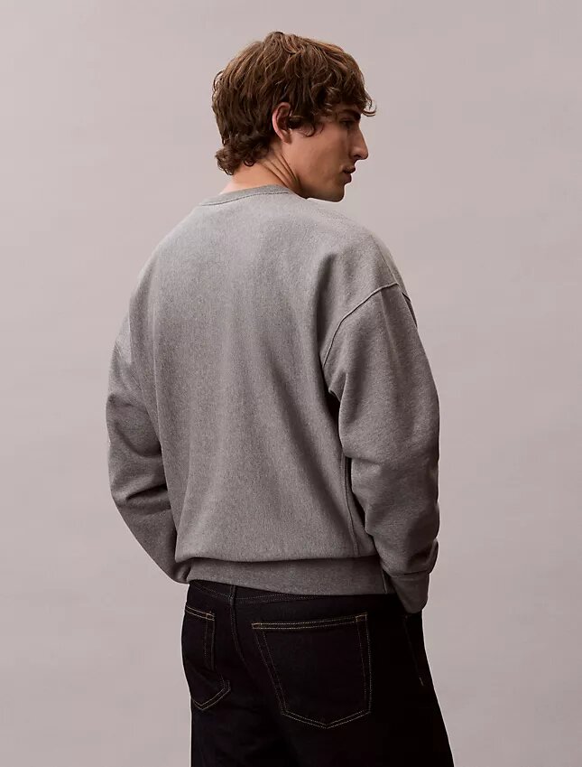 Sweat-shirt ample en tissu éponge haut de gamme Monologo Sweat-shirt ample en tissu éponge haut de gamme Monologo