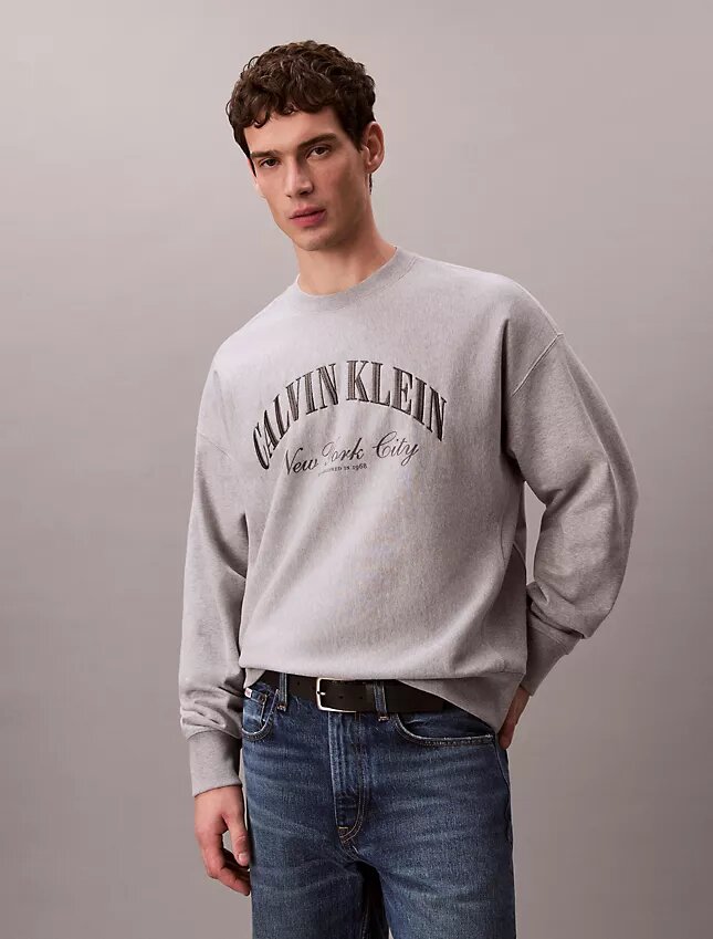 Sweat-shirt classique Heritage en tissu éponge ample Sweat-shirt classique Heritage en tissu éponge ample