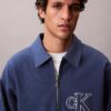 Sweat-shirt à col polo et fermeture à glissière quart de longueur avec logo Monogram Sweat-shirt à col polo et fermeture à glissière quart de longueur avec logo Monogram