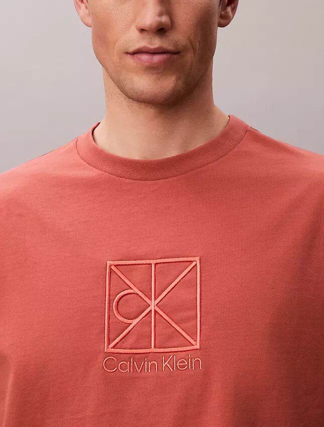 T-shirt ample avec logo emblématique T-shirt ample avec logo emblématique