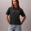 T-shirt ample avec logo en lettres cursives T-shirt ample avec logo en lettres cursives