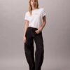 T-shirt ample avec logo en lettres cursives T-shirt ample avec logo en lettres cursives