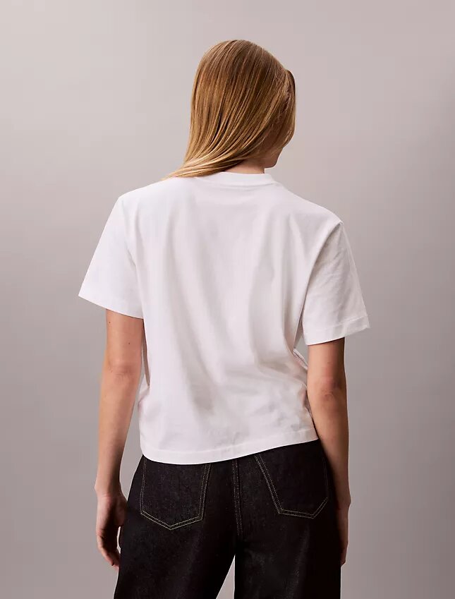 T-shirt ample avec logo en lettres cursives T-shirt ample avec logo en lettres cursives