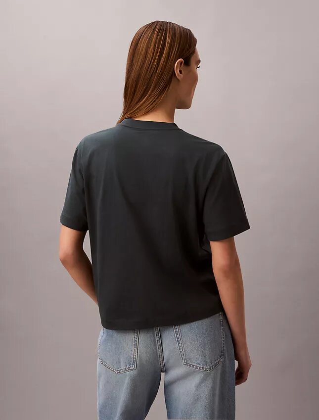 T-shirt ample avec logo en lettres cursives T-shirt ample avec logo en lettres cursives