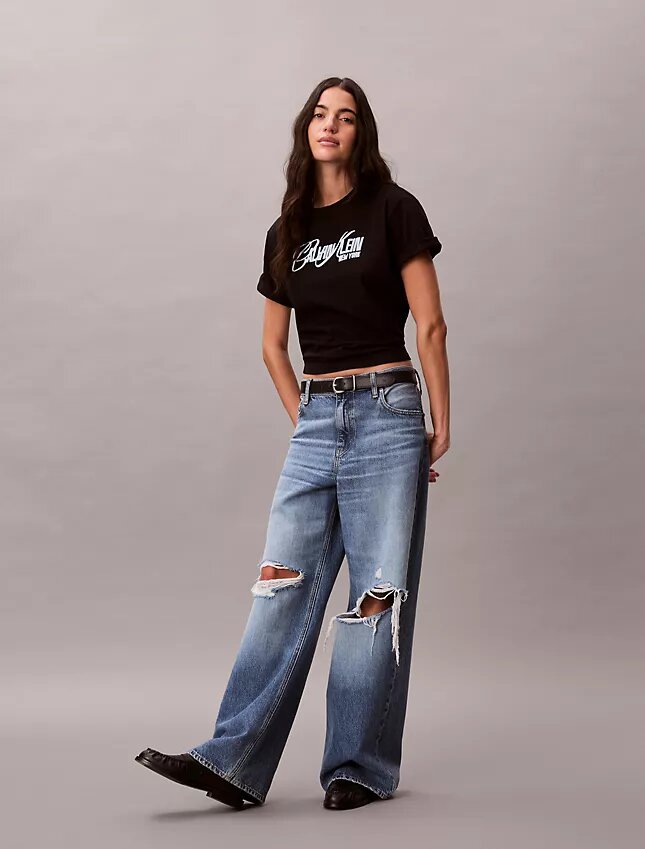 T-shirt ample avec logo en relief T-shirt ample avec logo en relief