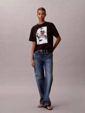 T-shirt ample avec logo graphique en lettres délavées