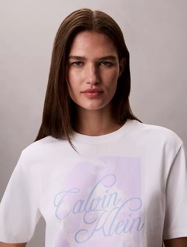 T-shirt ample avec logo graphique en lettres délavées T-shirt ample avec logo graphique en lettres délavées