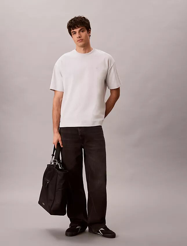 T-shirt ample avec motif Monologo vieilli T-shirt ample avec motif Monologo vieilli