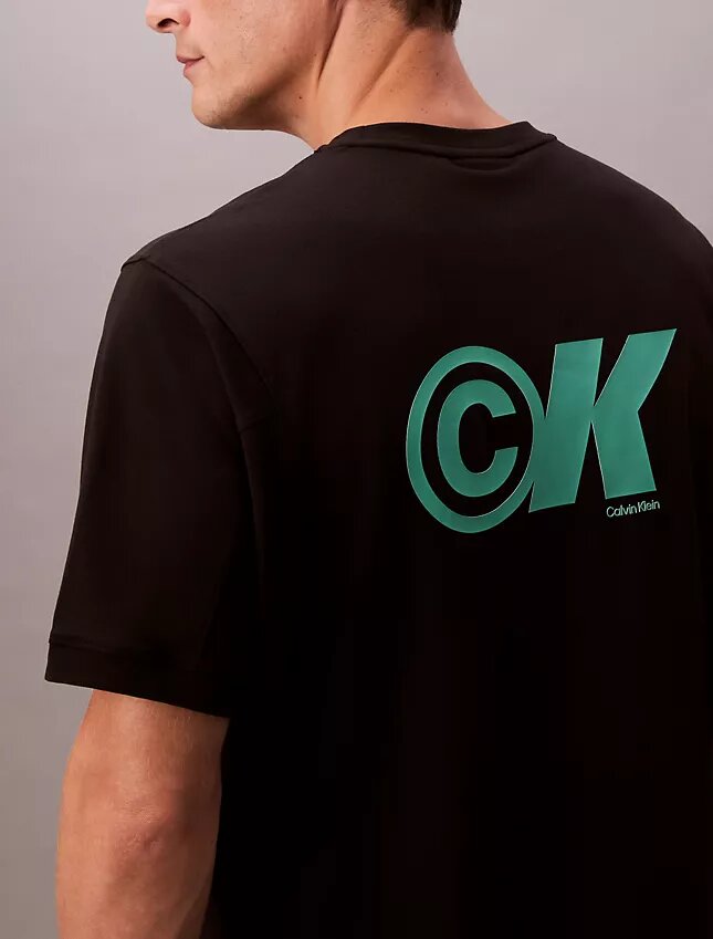 T-shirt ample en piqué rafraîchissant avec logo T-shirt ample en piqué rafraîchissant avec logo