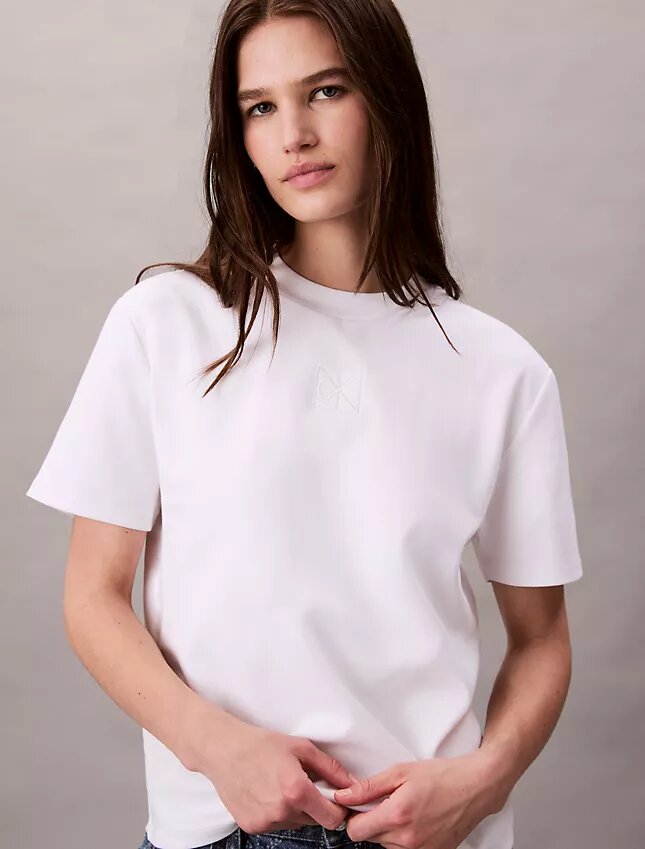 T-shirt classique avec logo emblématique T-shirt classique avec logo emblématique