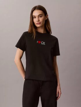 T-shirt classique avec logo en forme de cœur