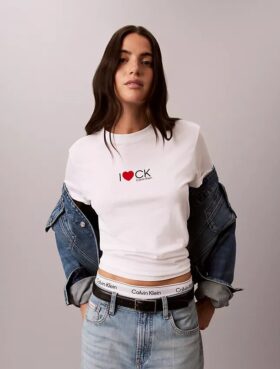 T-shirt classique avec logo en forme de cœur