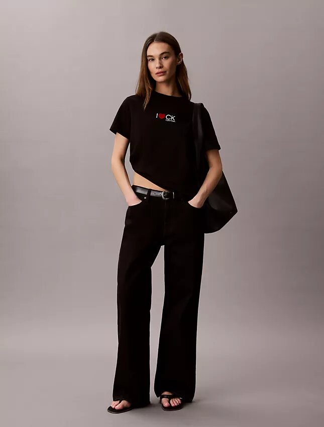 T-shirt classique avec logo en forme de cœur T-shirt classique avec logo en forme de cœur