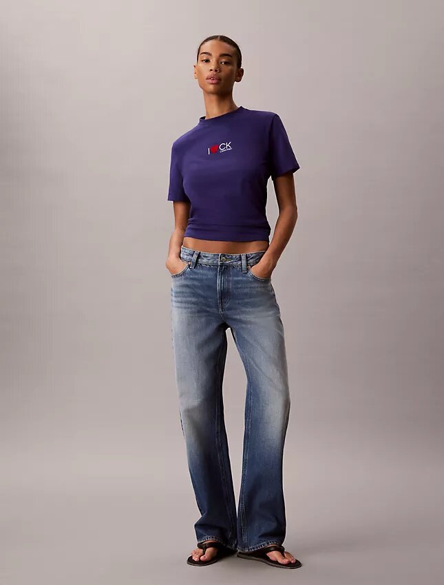 T-shirt classique avec logo en forme de cœur T-shirt classique avec logo en forme de cœur