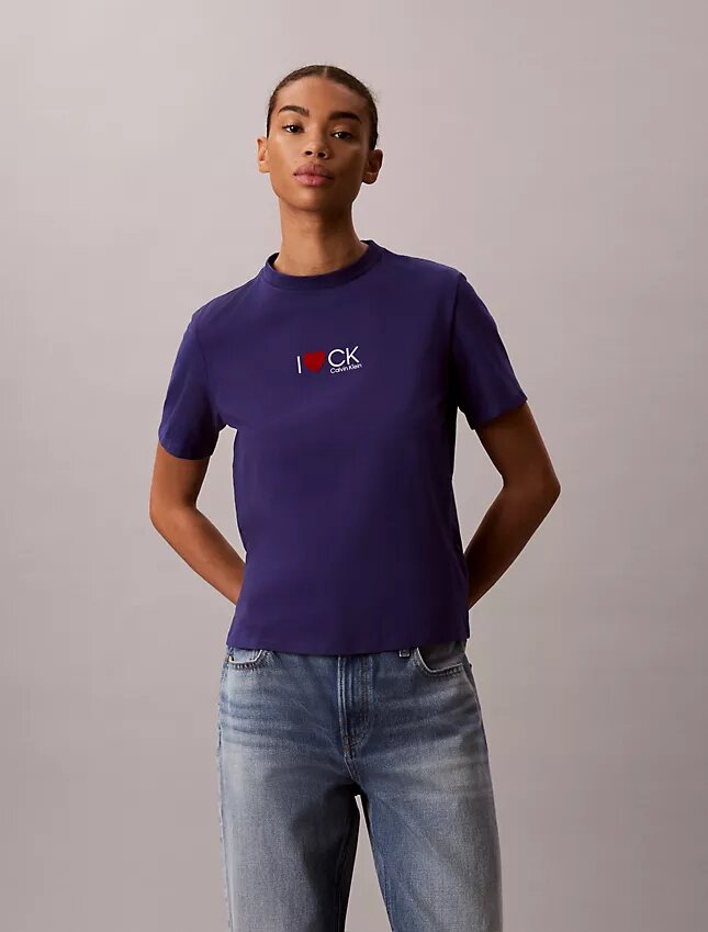 T-shirt classique avec logo en forme de cœur T-shirt classique avec logo en forme de cœur