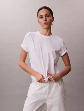 T-shirt classique avec logo en lettres cursives sur toute la surface