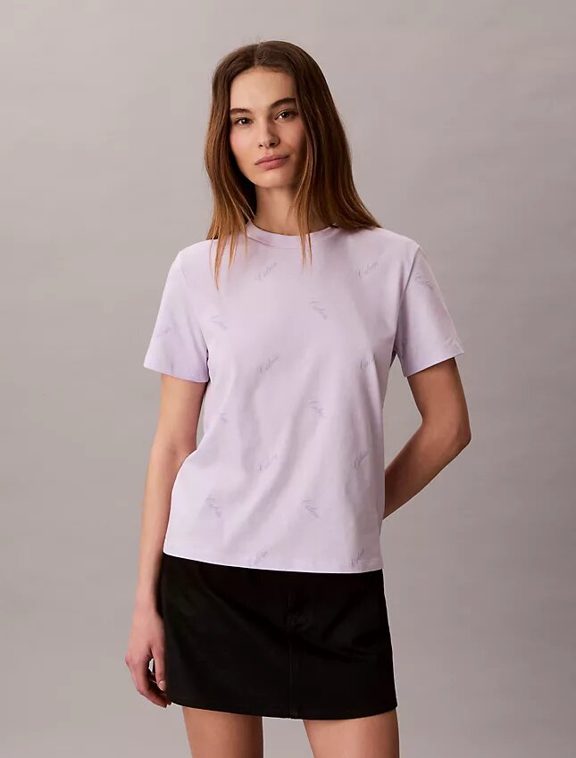 T-shirt classique avec logo en lettres cursives sur toute la surface T-shirt classique avec logo en lettres cursives sur toute la surface