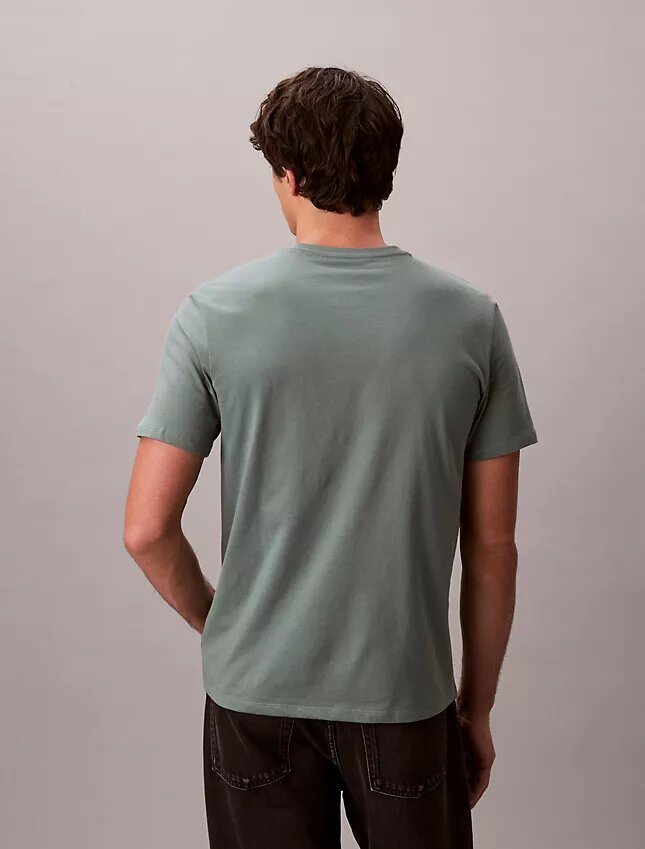 T-shirt classique avec logo en ombre T-shirt classique avec logo en ombre