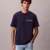 T-shirt classique avec logo en petits caractères T-shirt classique avec logo en petits caractères