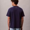 T-shirt classique avec logo en petits caractères T-shirt classique avec logo en petits caractères