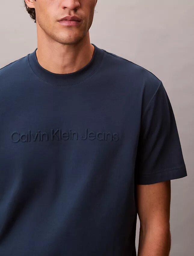 T-shirt classique avec logo en relief T-shirt classique avec logo en relief