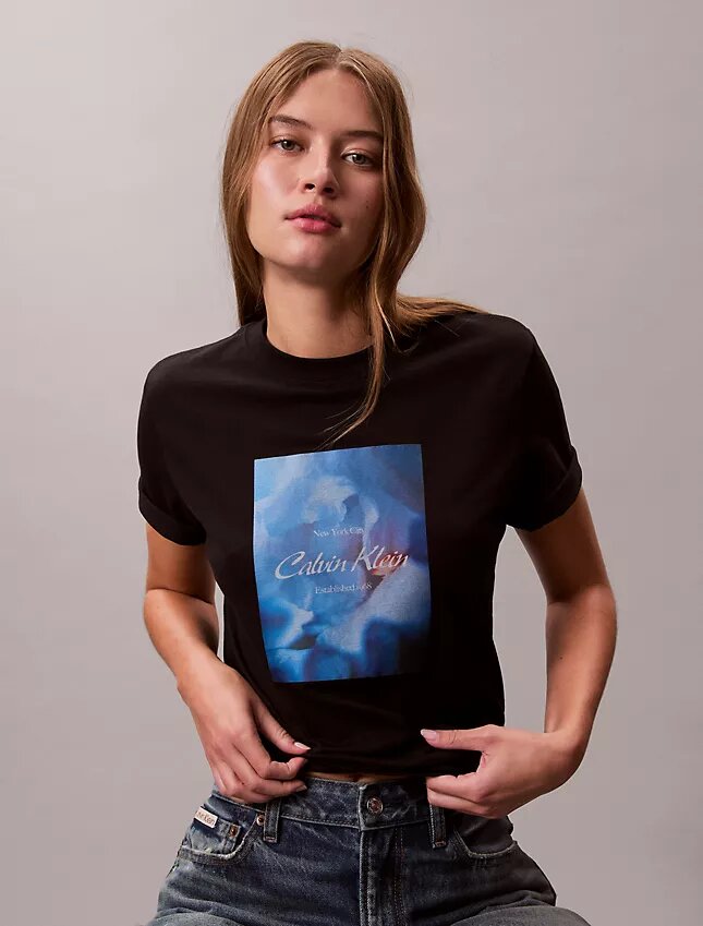 T-shirt classique avec logo floral T-shirt classique avec logo floral