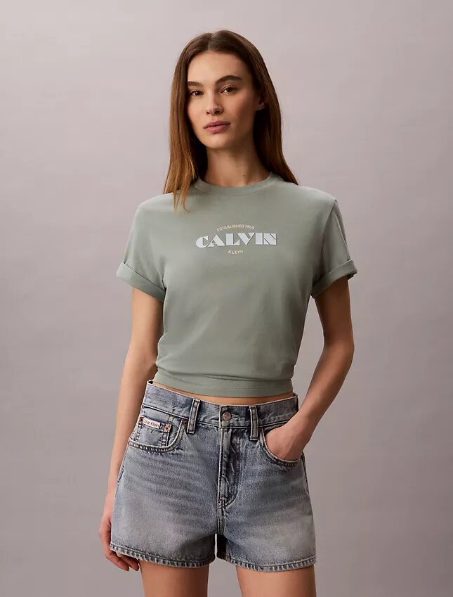T-shirt classique avec logo graphique en gras T-shirt classique avec logo graphique en gras