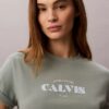 T-shirt classique avec logo graphique en gras T-shirt classique avec logo graphique en gras
