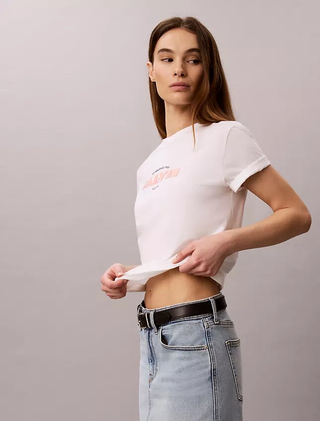 T-shirt classique avec logo graphique en gras T-shirt classique avec logo graphique en gras