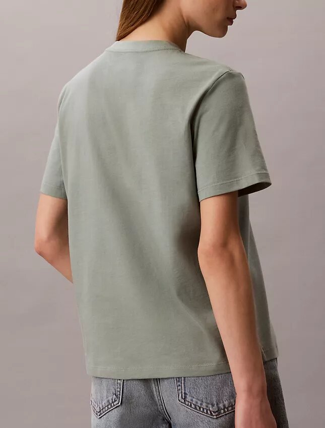 T-shirt classique avec logo graphique en gras T-shirt classique avec logo graphique en gras