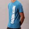T-shirt classique avec logo graphique vertical T-shirt classique avec logo graphique vertical