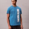 T-shirt classique avec logo graphique vertical T-shirt classique avec logo graphique vertical