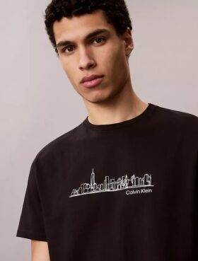 T-shirt classique avec motif de skyline urbain