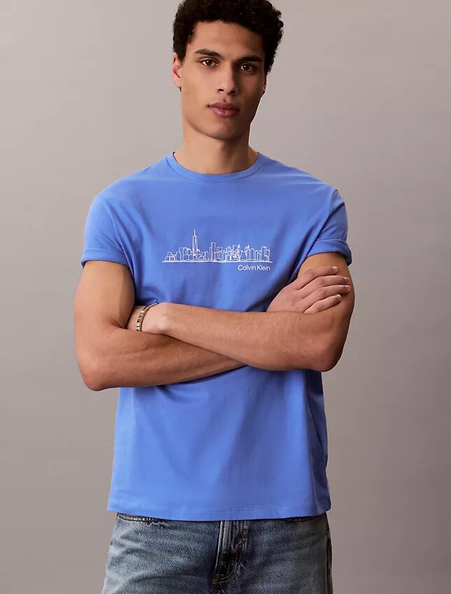 T-shirt classique avec motif de skyline urbain T-shirt classique avec motif de skyline urbain