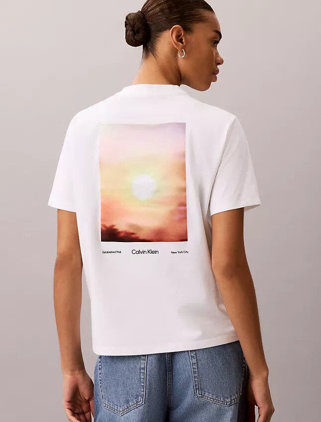 T-shirt classique en jersey rafraîchissant avec motif soleil T-shirt classique en jersey rafraîchissant avec motif soleil