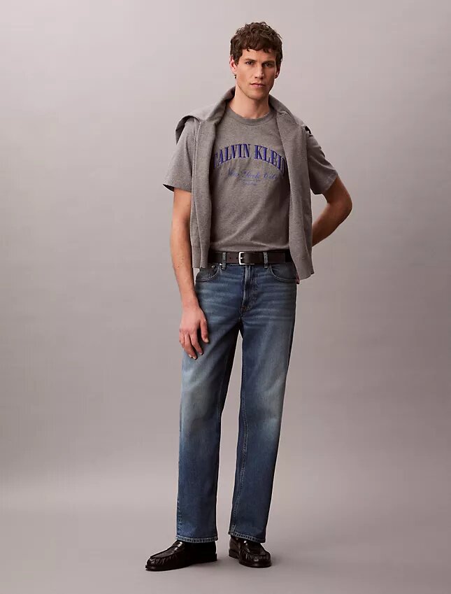 T-shirt classique Heritage en tissu éponge, coupe ample T-shirt classique Heritage en tissu éponge, coupe ample